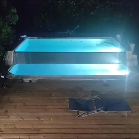 Little Italy Aeroport Tram Clim Piscine Merignac (Gironde)